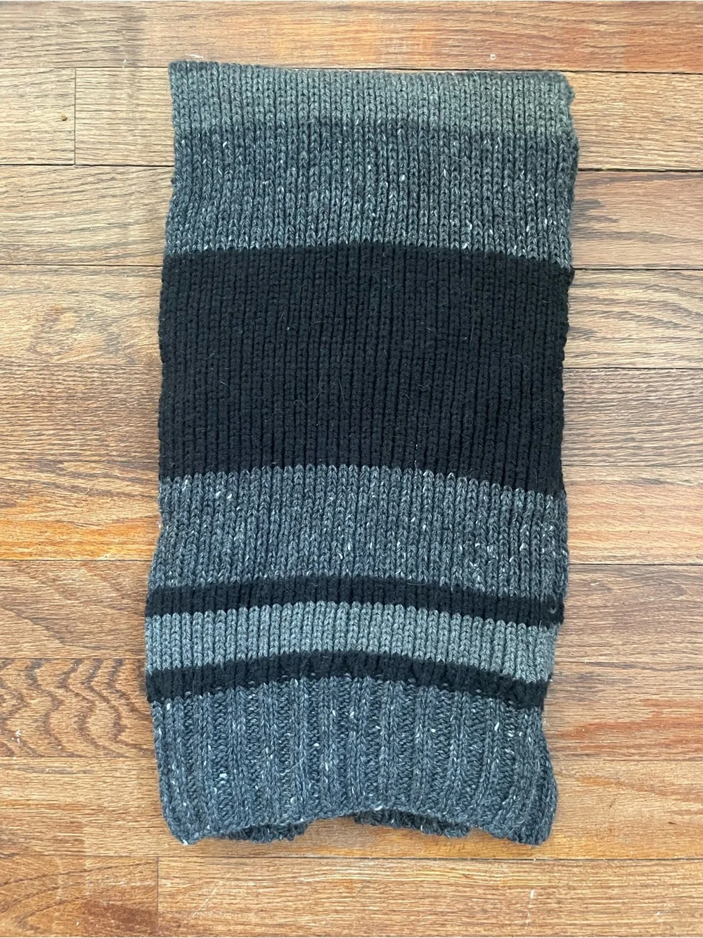Vintage Handmade  Black and Gray Knit Scarf